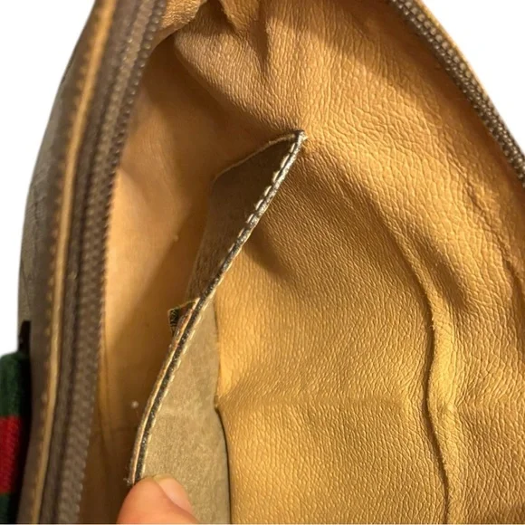 Authentic Vintage Gucci GG Supreme Web Sherry Line Domed Shoulder /Crossbody Bag - Picture 7 of 10